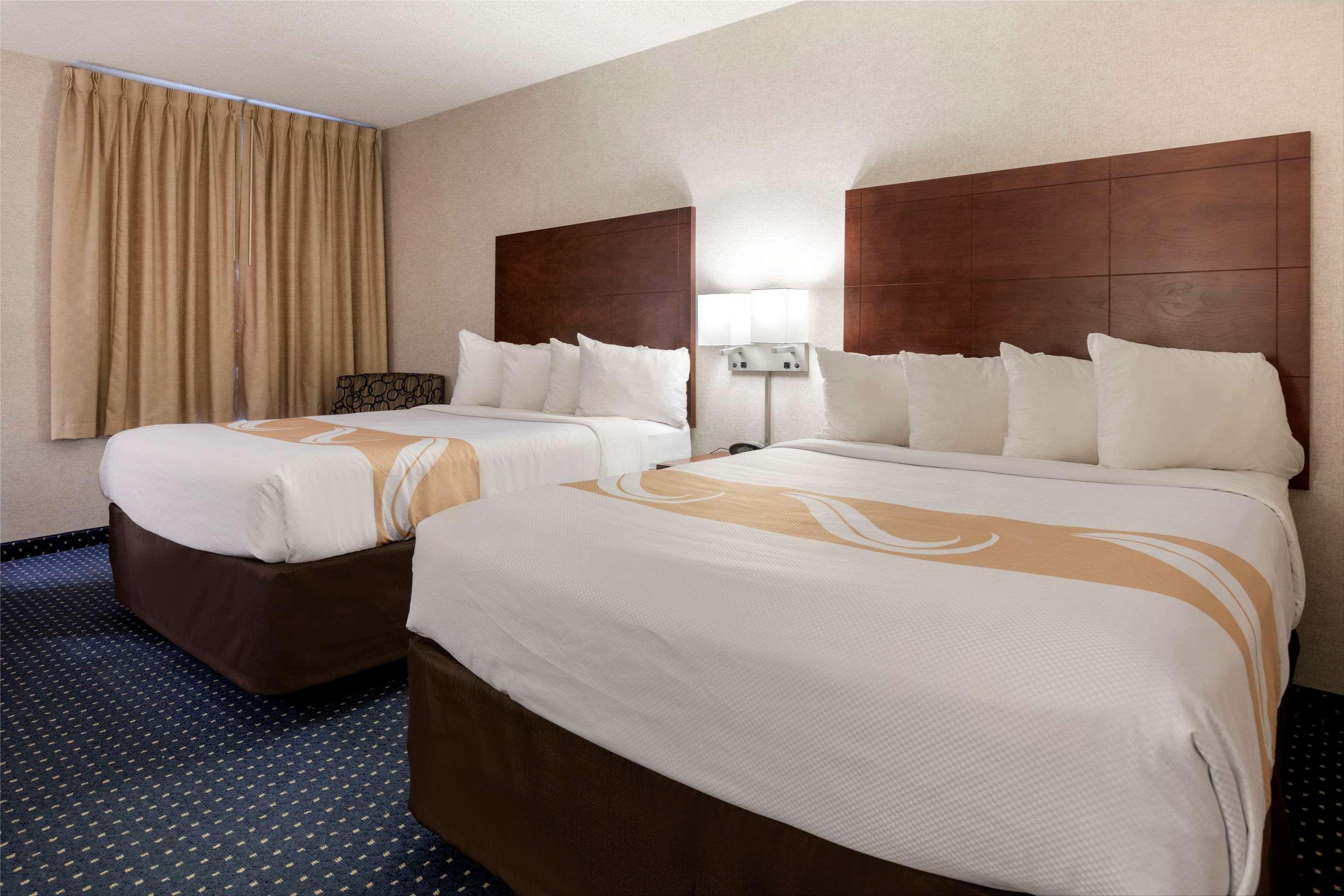 Quality Inn Auburn Hills - Detroit North Экстерьер фото