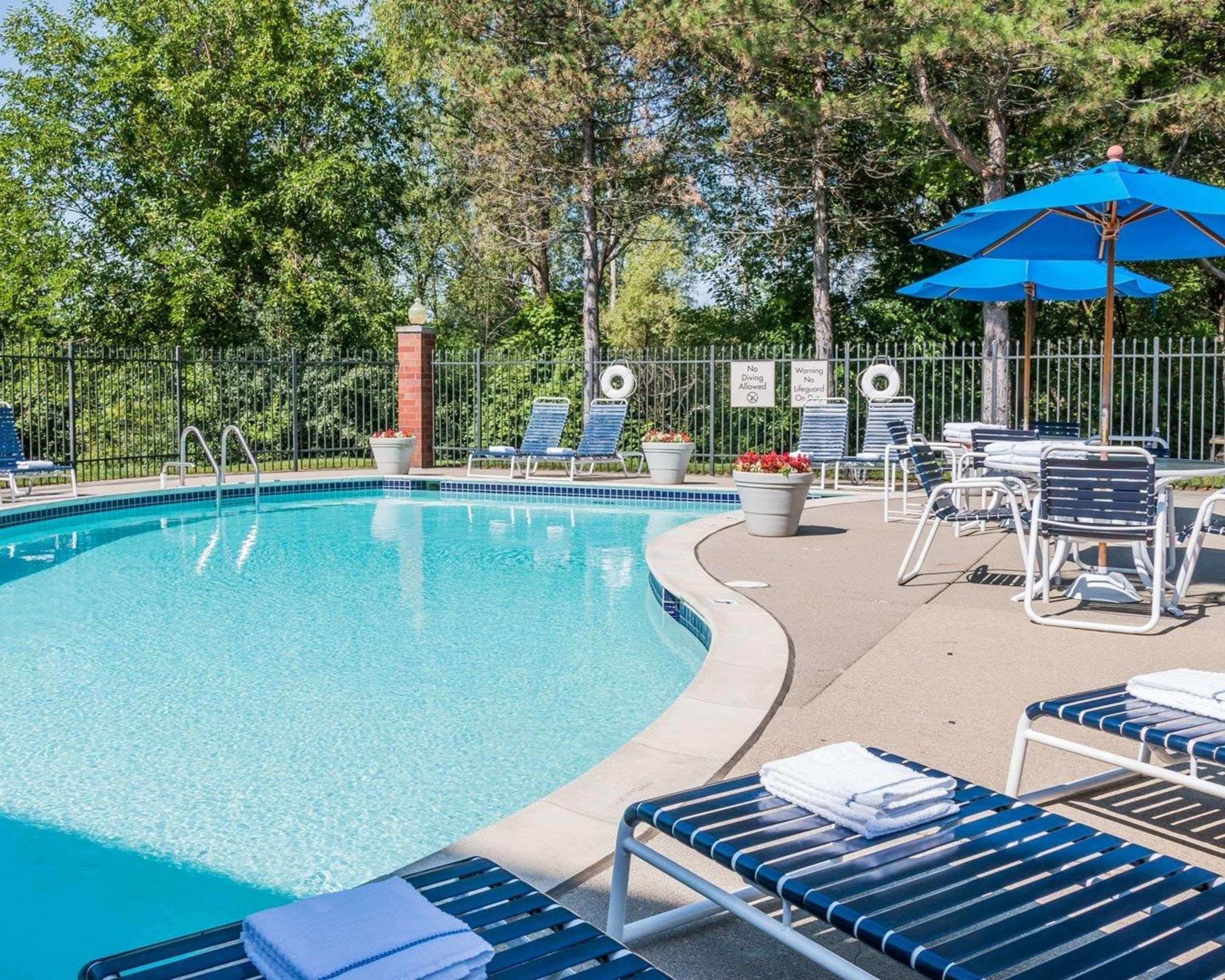 Quality Inn Auburn Hills - Detroit North Экстерьер фото