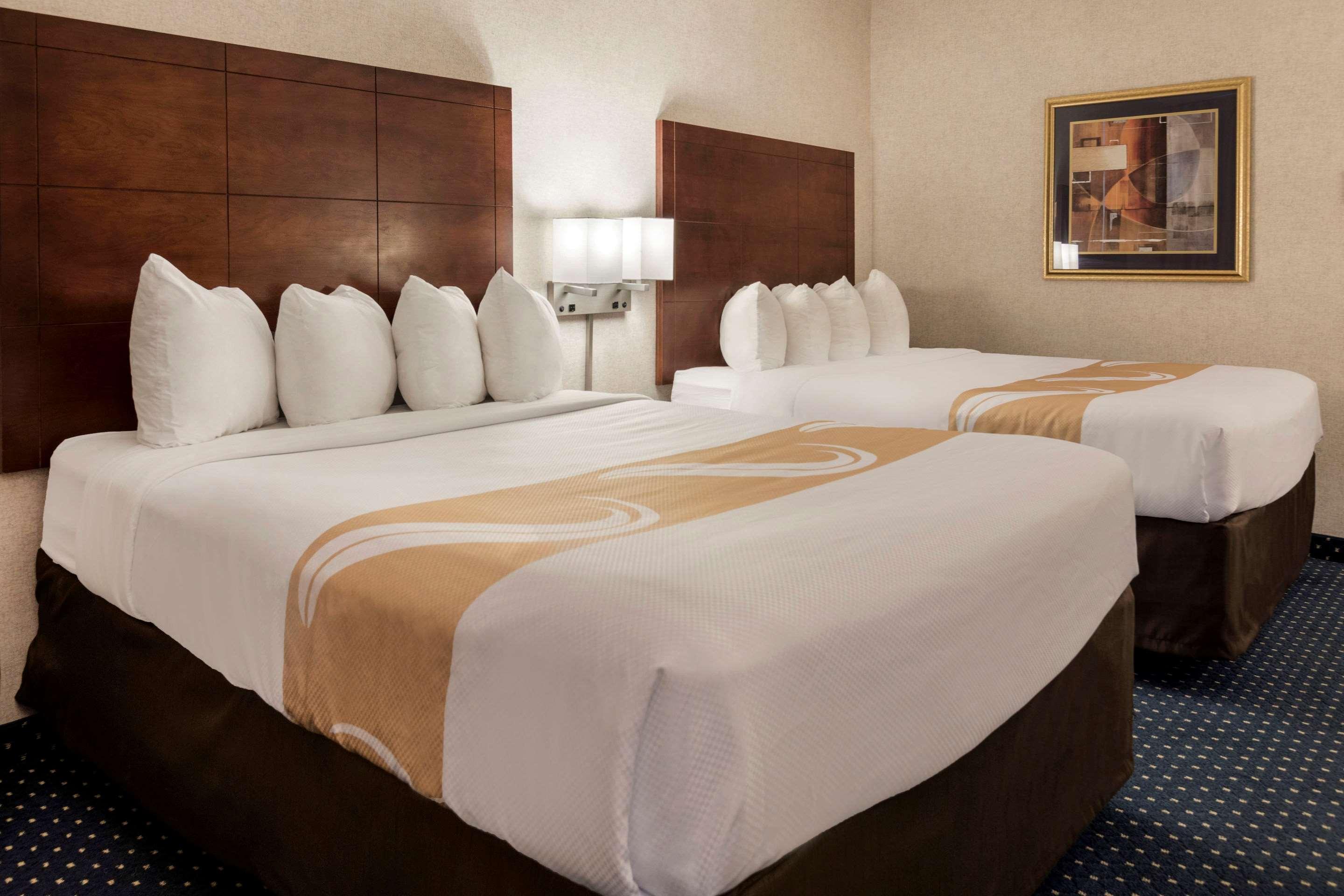 Quality Inn Auburn Hills - Detroit North Экстерьер фото