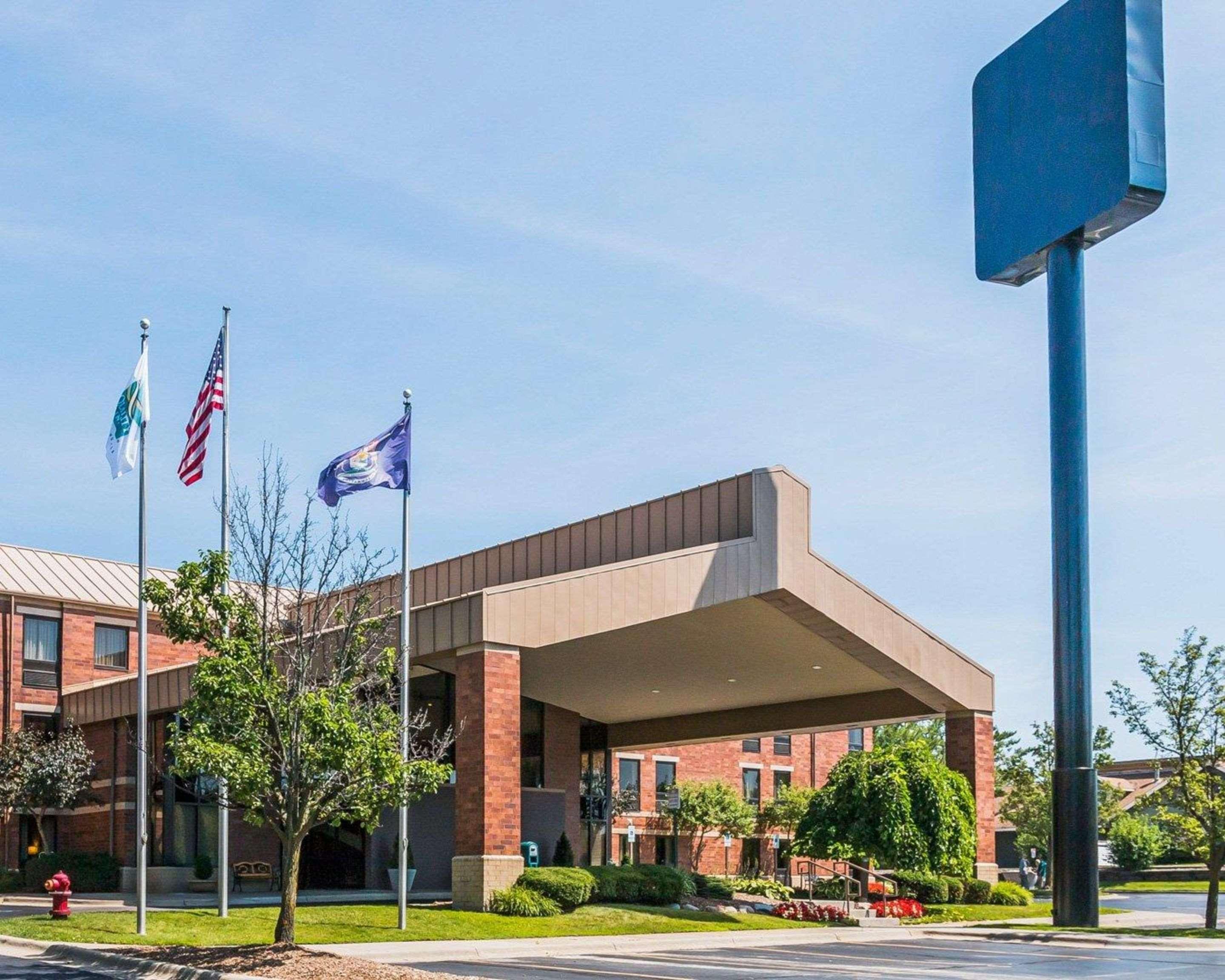 Quality Inn Auburn Hills - Detroit North Экстерьер фото