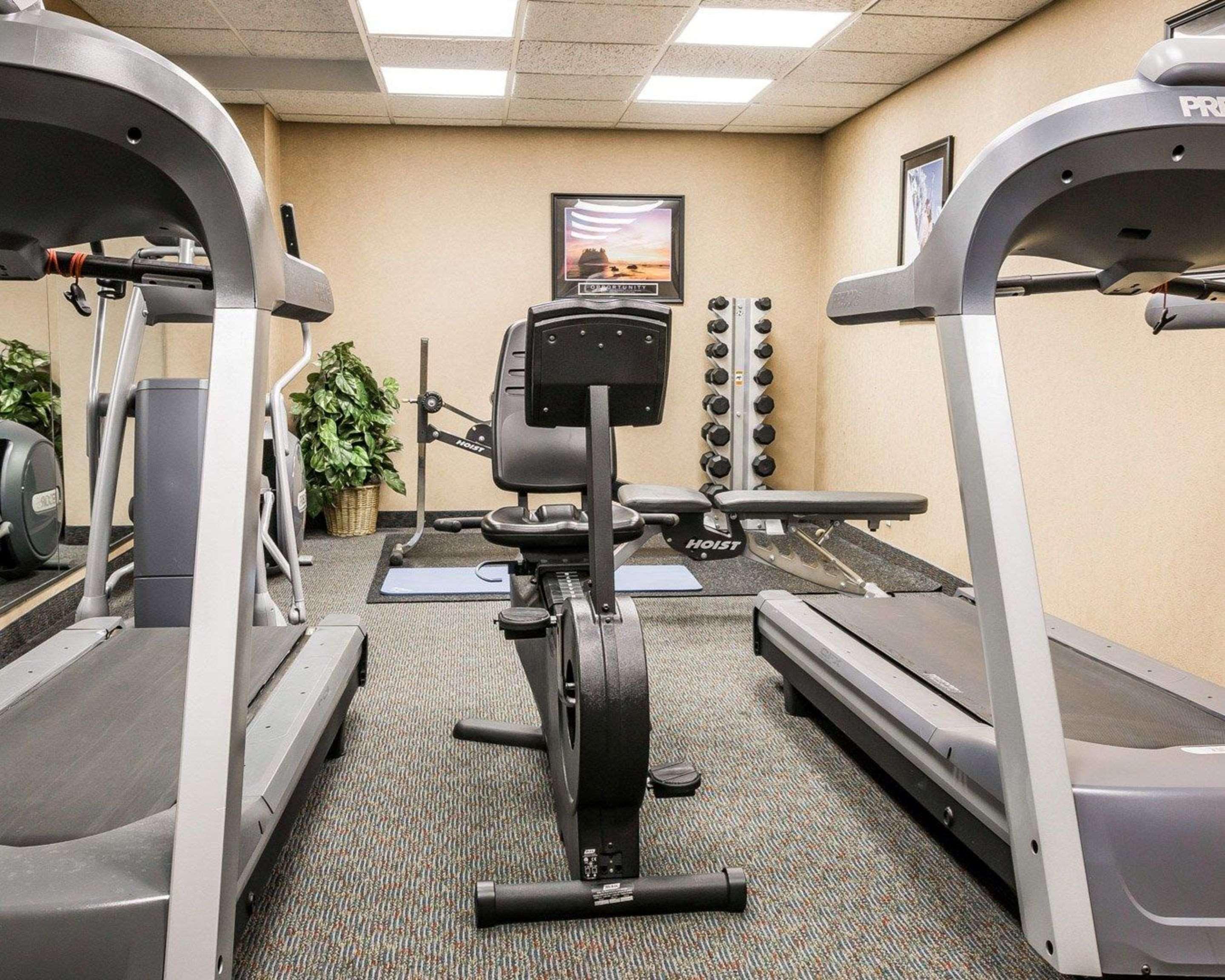 Quality Inn Auburn Hills - Detroit North Экстерьер фото